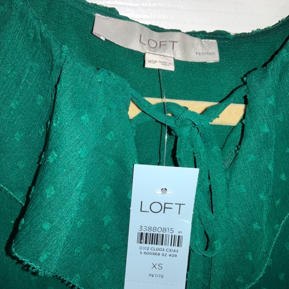 Loft Swiss Dot Ruffle Tie Neck Blouse Size XSP emerald green New - Picture 4 of 7